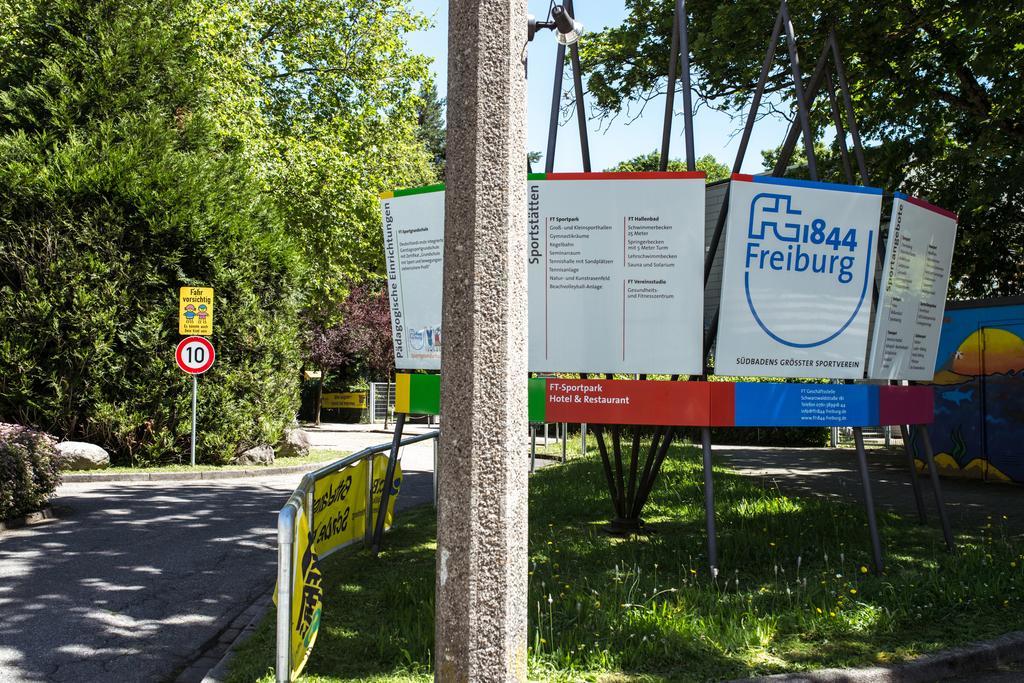 Ft Hotel Fribourg im Breisgau Extérieur photo
